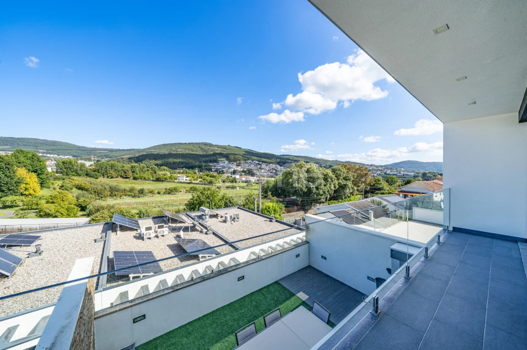 Moradia T4 para Venda em Lomar e Arcos Foto 35