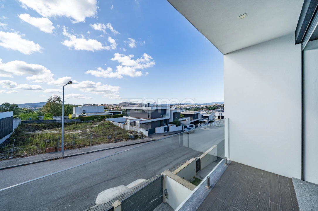 Moradia T4 para Venda em Lomar e Arcos Foto 45