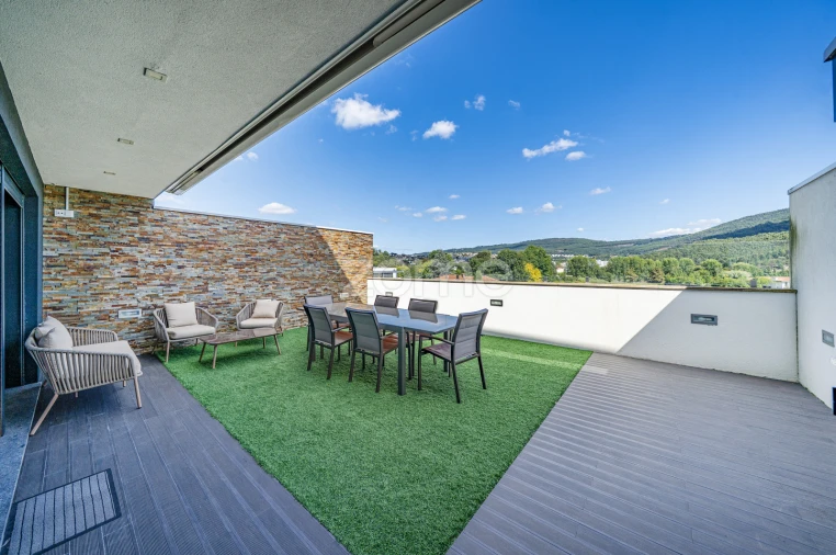 Moradia T4 para Venda em Lomar e Arcos Foto 42