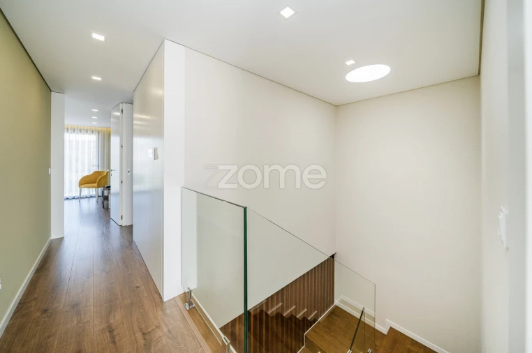 Moradia T4 para Venda em Lomar e Arcos Foto 32