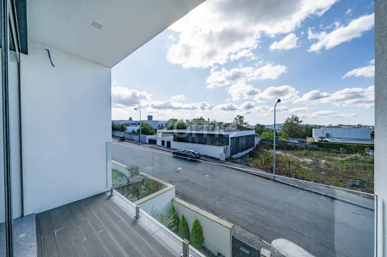 Moradia T4 para Venda em Lomar e Arcos Foto 46