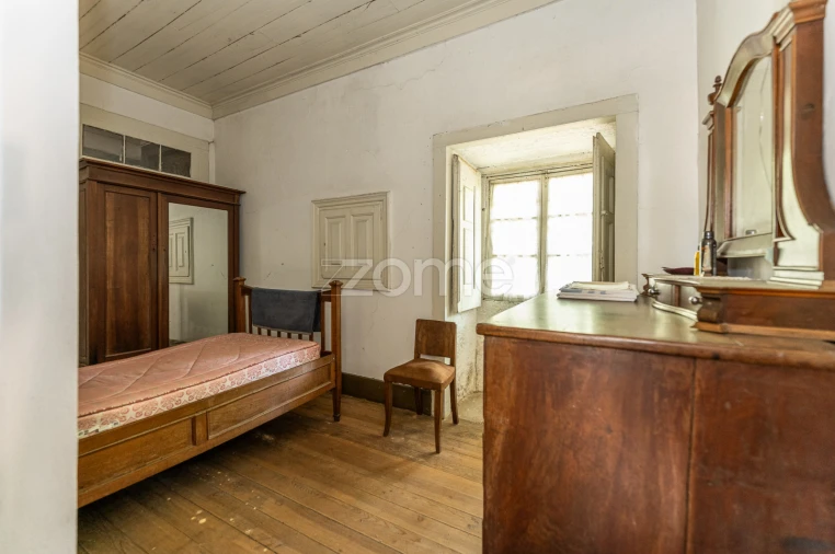 Moradia T13 para Venda em Castro Daire Foto 22