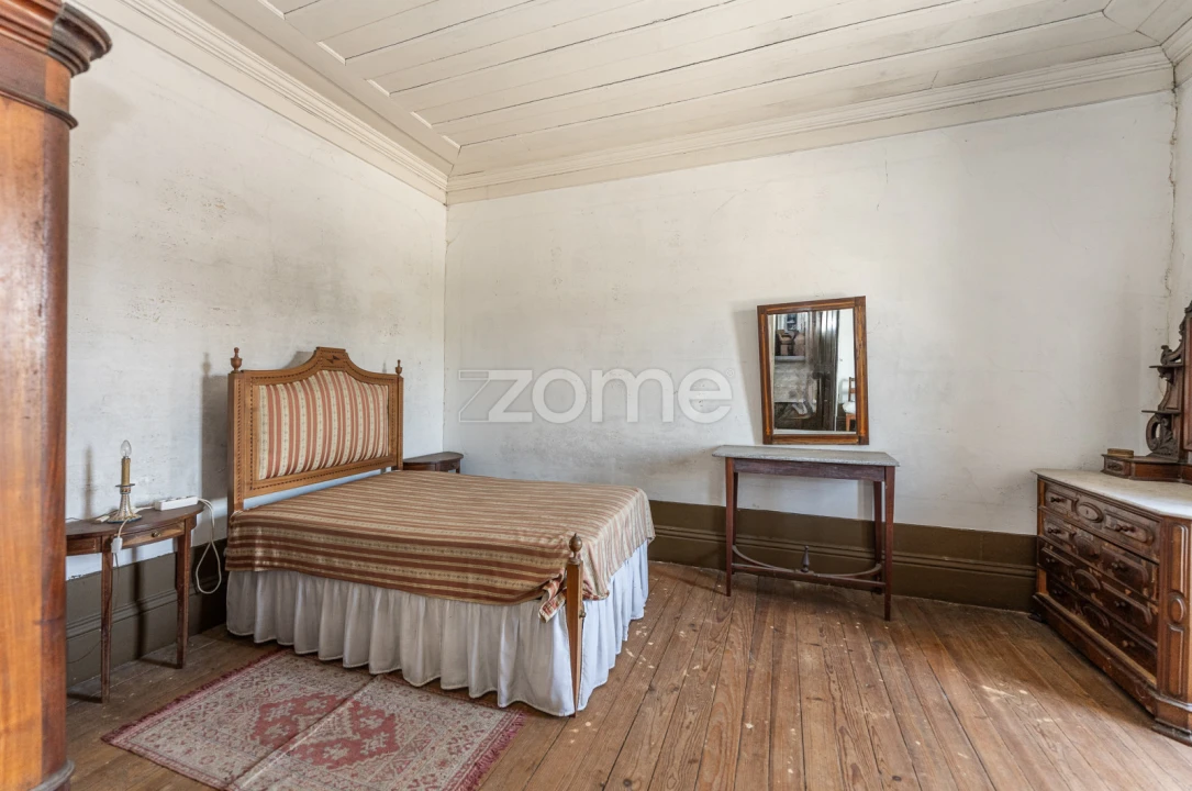 Moradia T13 para Venda em Castro Daire Foto 18