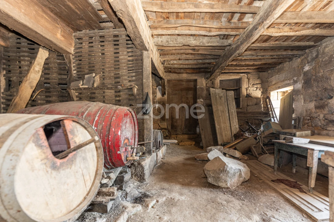 Moradia T13 para Venda em Castro Daire Foto 29