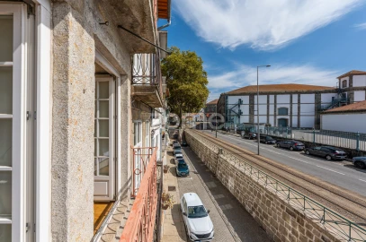 Apartamento T1 para Arrendamento em Cedofeita, Santo Ildefonso, Sé, Miragaia, São Nicolau e Vitória