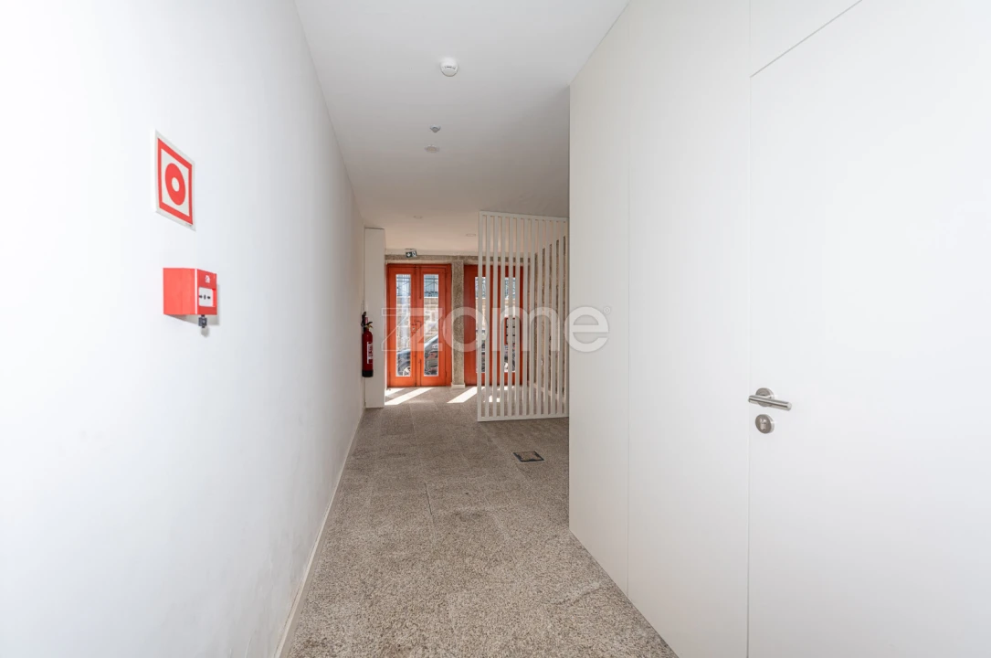 Apartamento T1 para Arrendamento em Cedofeita, Santo Ildefonso, Sé, Miragaia, São Nicolau e Vitória Foto 15