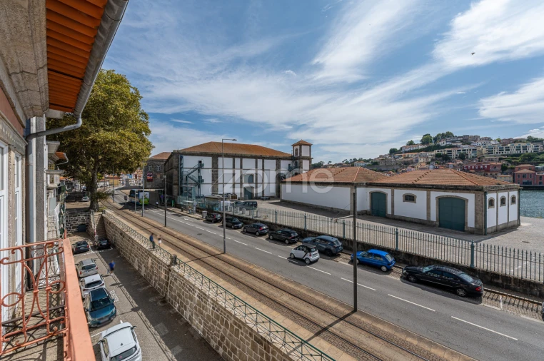 Apartamento T1 para Arrendamento em Cedofeita, Santo Ildefonso, Sé, Miragaia, São Nicolau e Vitória Foto 11