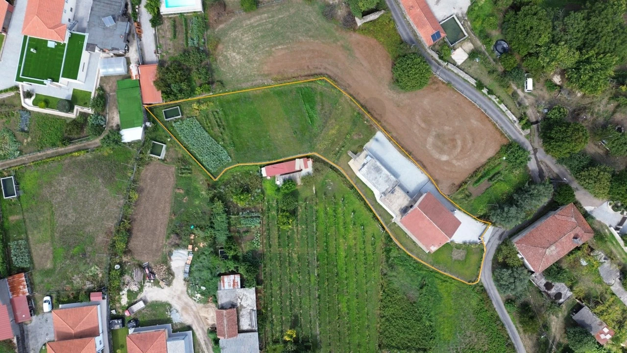 Moradia T7 para Venda em Labruja Foto 2