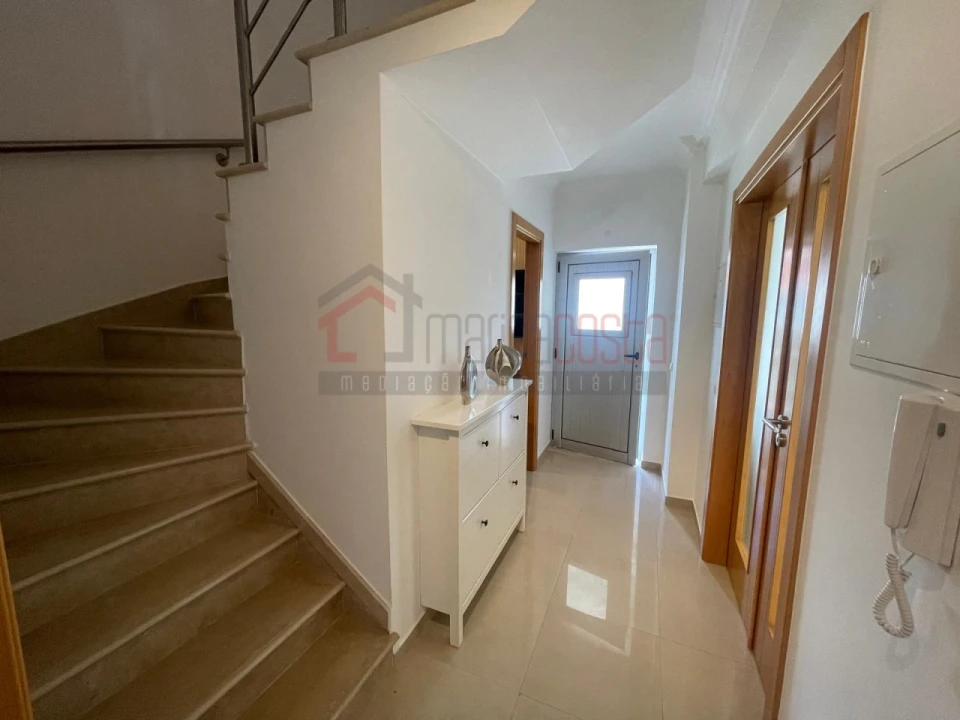 Moradia T3 para Venda em Amoreira Foto 3