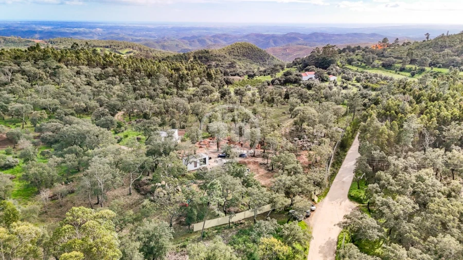 Moradia T1 para Venda em Monchique Foto 24