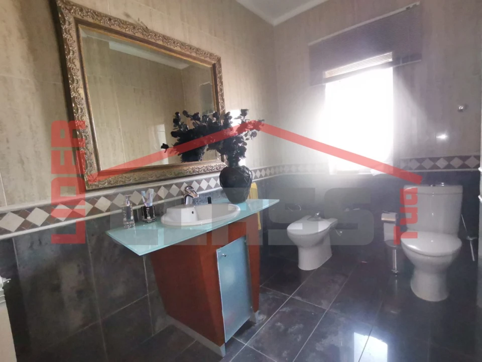 Moradia T4 para Venda em Mirandela Foto 28