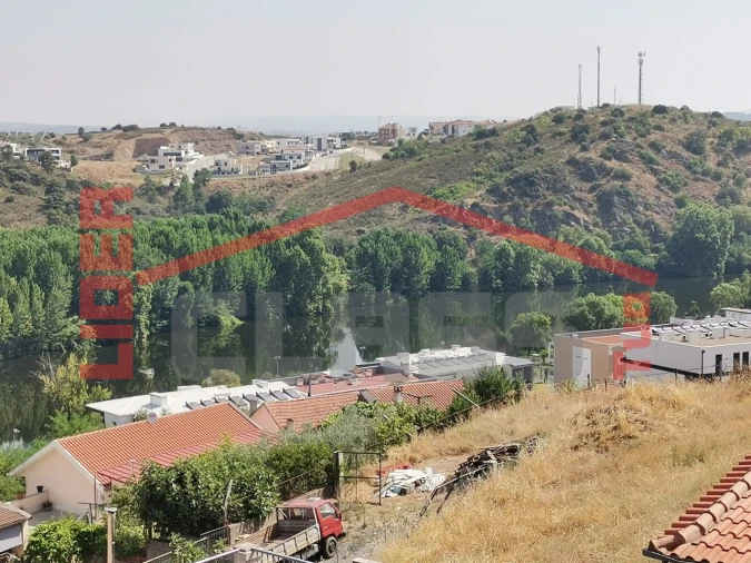 Moradia T4 para Venda em Mirandela Foto 4