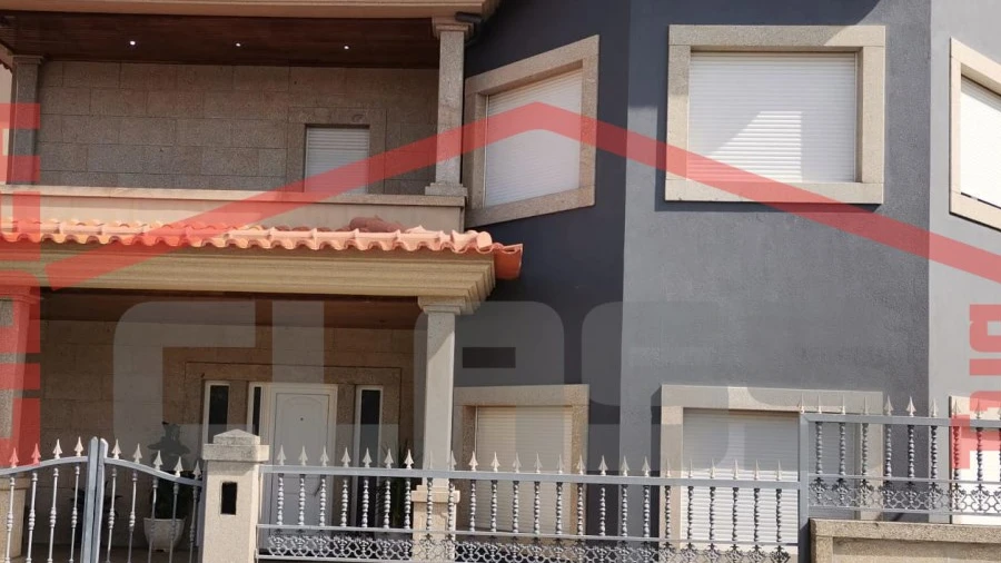 Moradia T4 para Venda em Mirandela