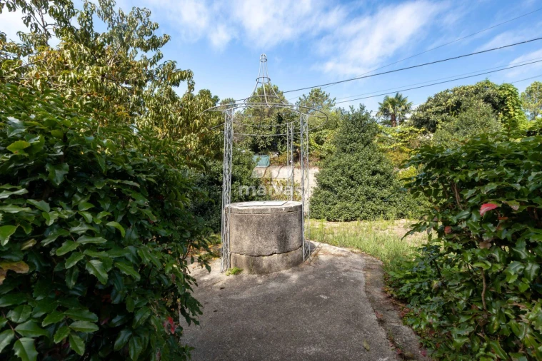 Moradia T4 para Venda em Lago Foto 27