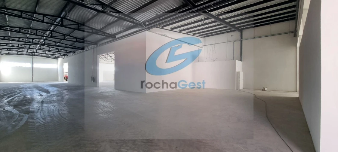 Armazém para Arrendamento em Vila Nova da Telha Foto 11