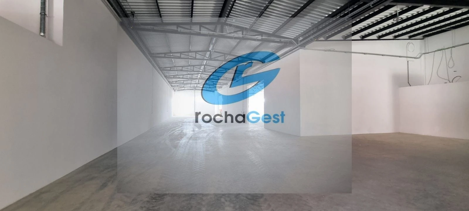 Armazém para Arrendamento em Vila Nova da Telha Foto 2