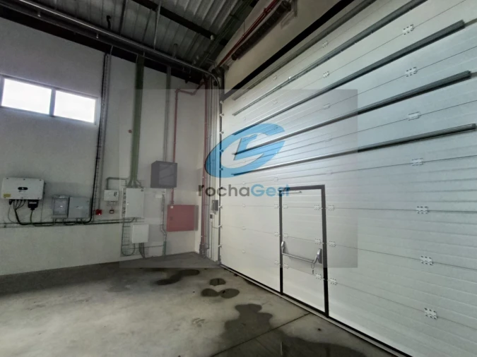 Armazém para Arrendamento em Vila Nova da Telha Foto 3