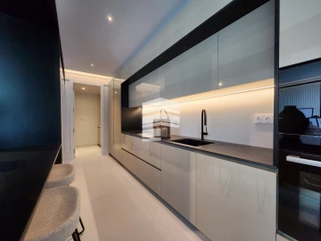 Apartamento T3 para Venda em Funchal (Se)