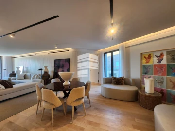 Apartamento T3 para Venda em Funchal (Se)