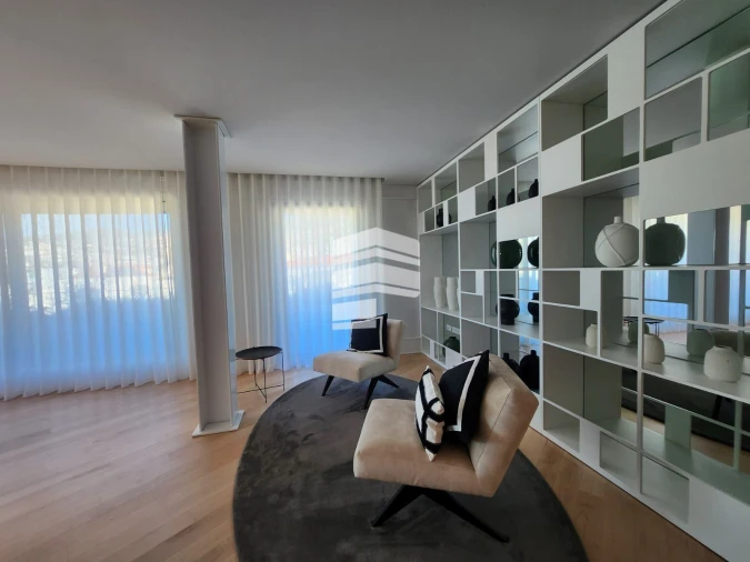 Apartamento T2 para Venda em Funchal (Se) Foto 11