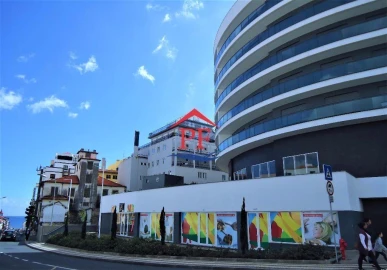Loja para Venda em Funchal (Santa Luzia)
