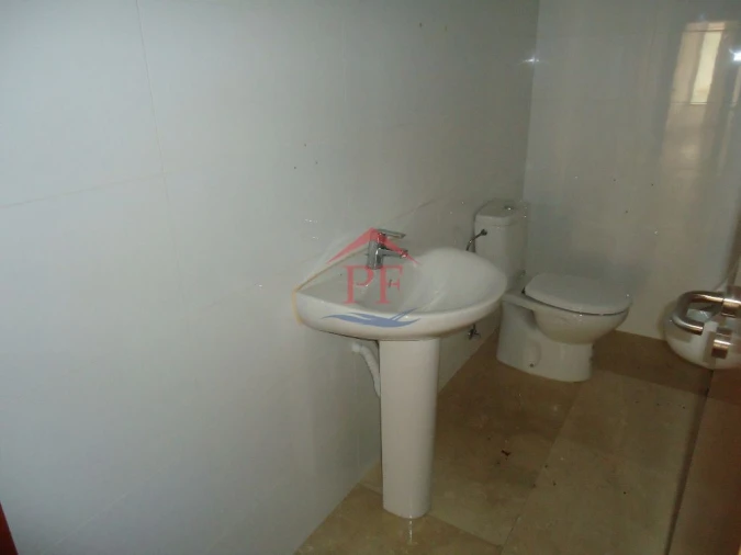 Loja para Venda em Funchal (Santa Luzia) Foto 2