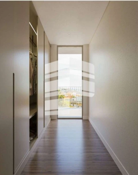 Apartamento T4 para Venda em Funchal (Santa Luzia)