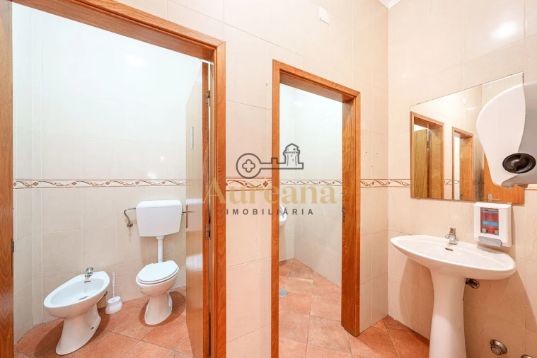 Loja para Trespasse em Fatima Foto 24