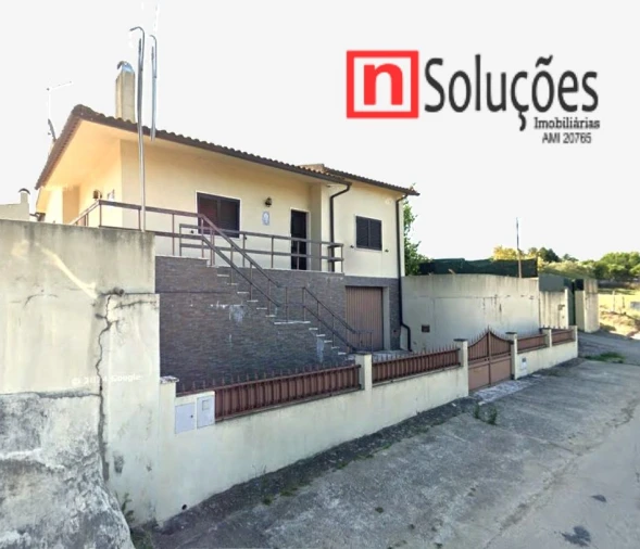 Moradia T2 para Venda em Olaia e Paço Foto 2