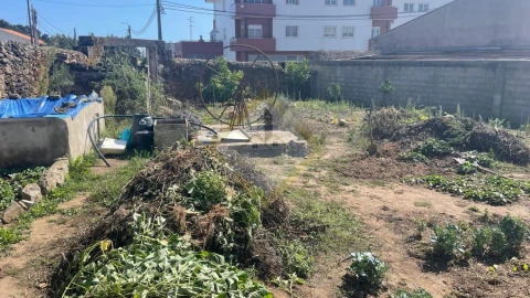 Terreno para Venda em Arcozelo