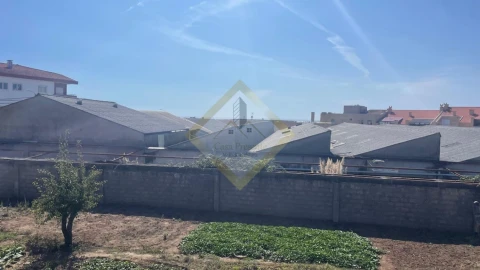 Terreno para Venda em Arcozelo