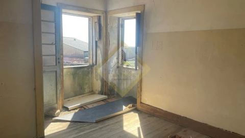 Terreno para Venda em Arcozelo