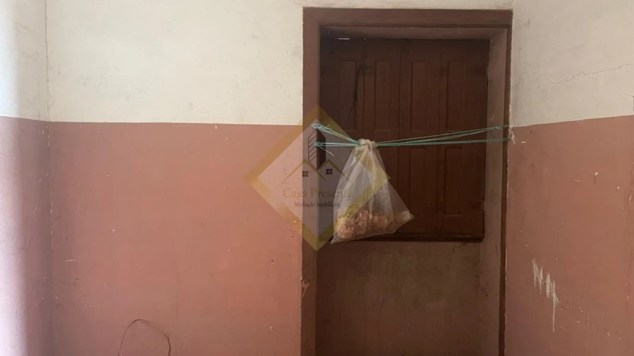 Terreno para Venda em Arcozelo Foto 16