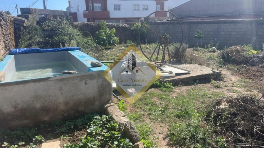 Terreno para Venda em Arcozelo Foto 6