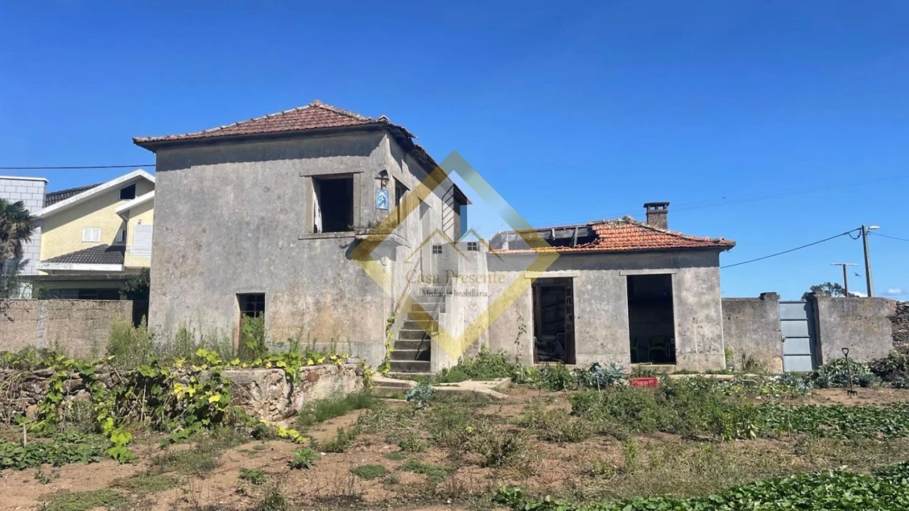 Terreno para Venda em Arcozelo Foto 5