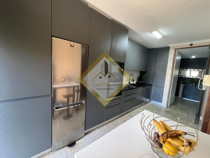 Apartamento T2 para Venda em Mafamude e Vilar do Paraíso Foto 7