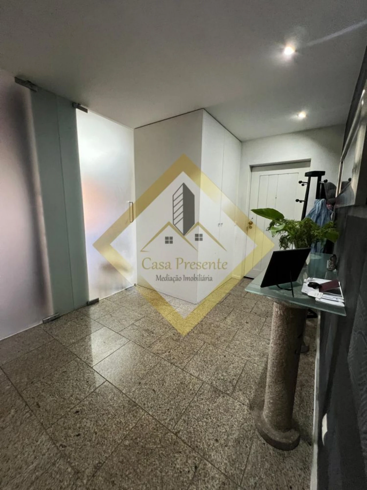 Apartamento T2 para Venda em Mafamude e Vilar do Paraíso Foto 20