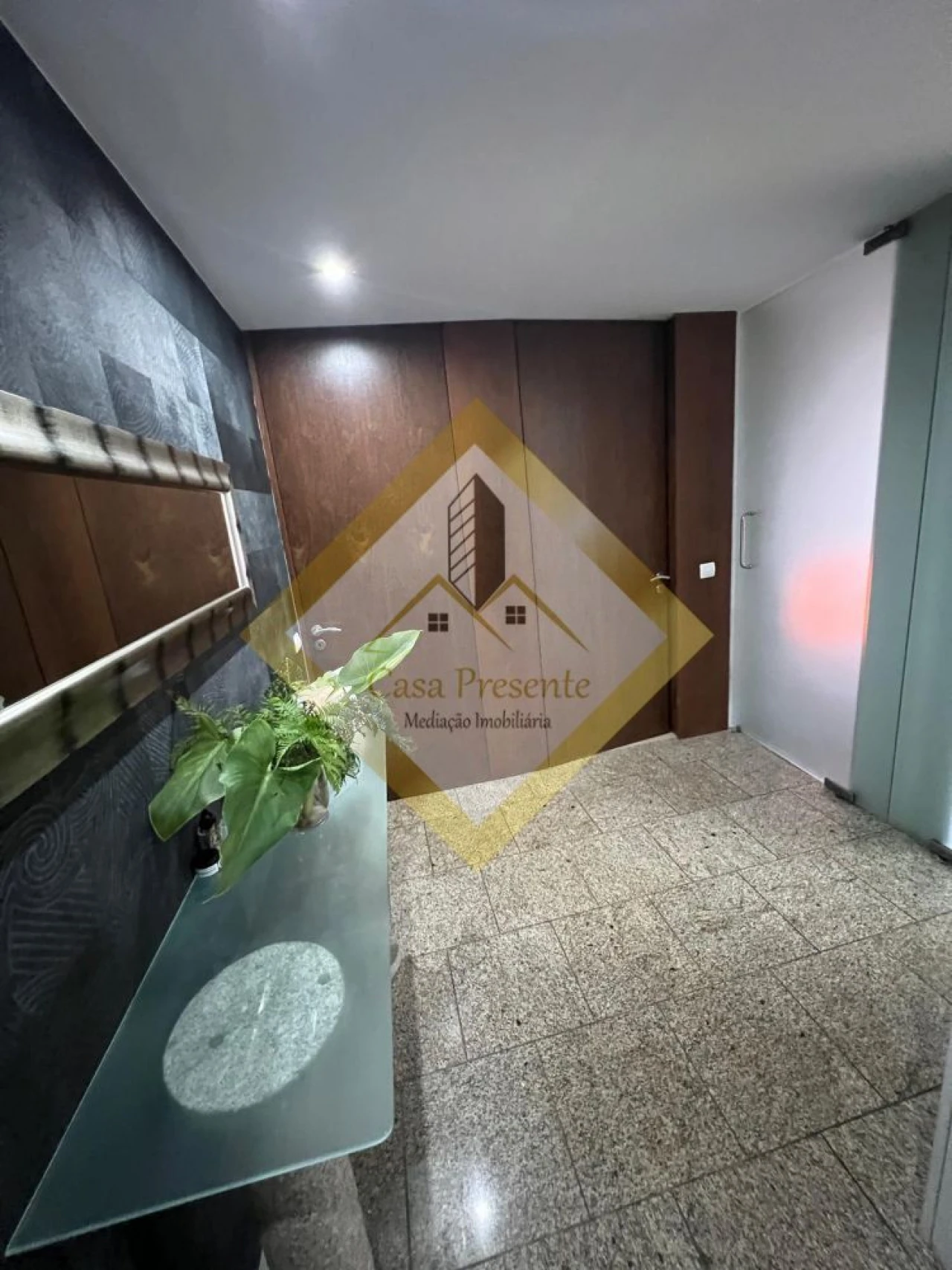 Apartamento T2 para Venda em Mafamude e Vilar do Paraíso Foto 21