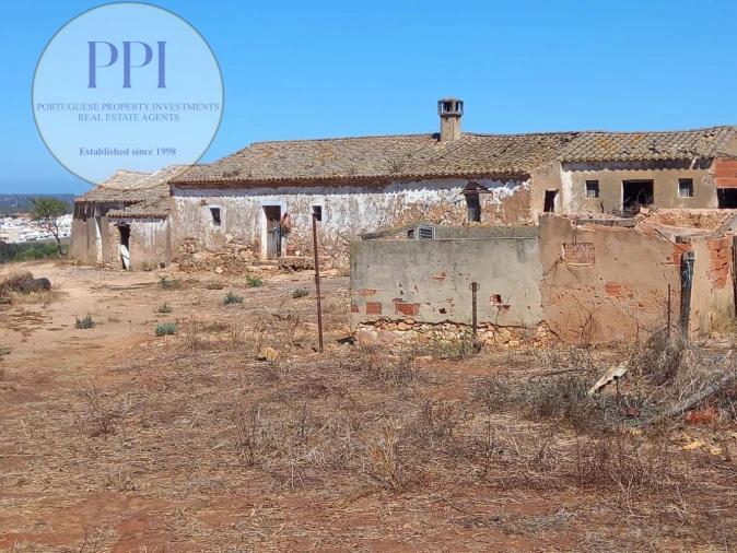 Quinta T0 para Venda em Luz Foto 5