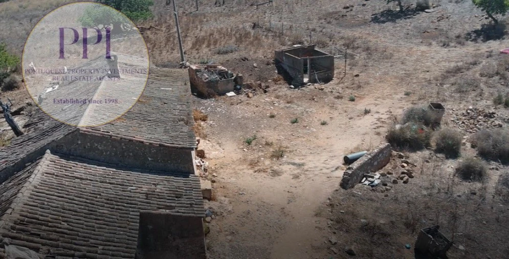 Quinta T0 para Venda em Luz Foto 40