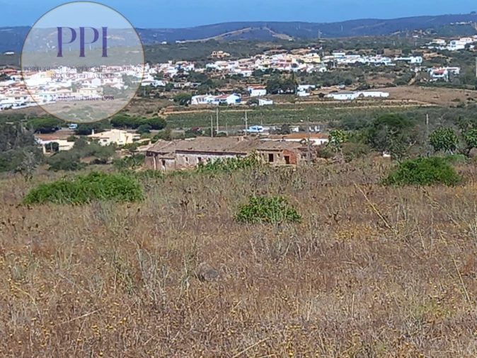 Quinta T0 para Venda em Luz Foto 7