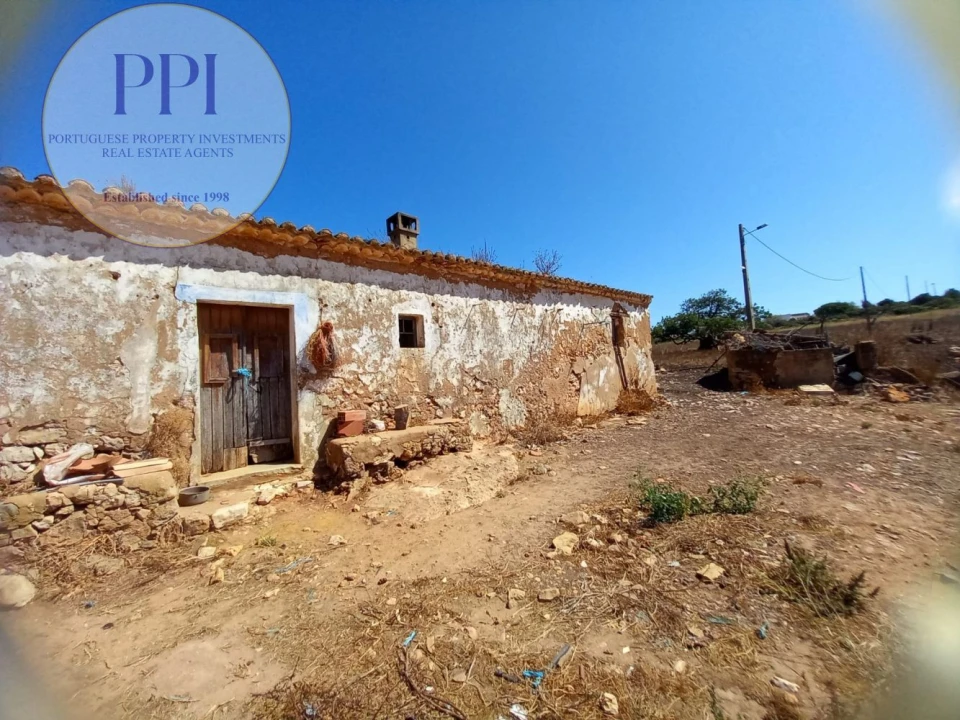 Quinta T0 para Venda em Luz Foto 26