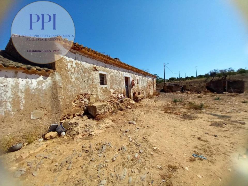 Quinta T0 para Venda em Luz Foto 27