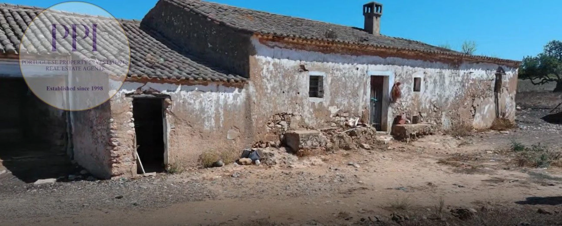 Quinta T0 para Venda em Luz Foto 41