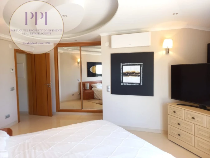 Moradia T4 para Venda em Budens Foto 21