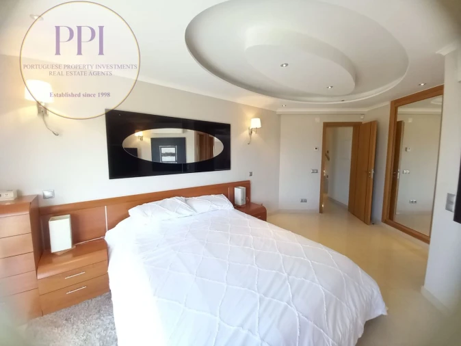 Moradia T4 para Venda em Budens Foto 19