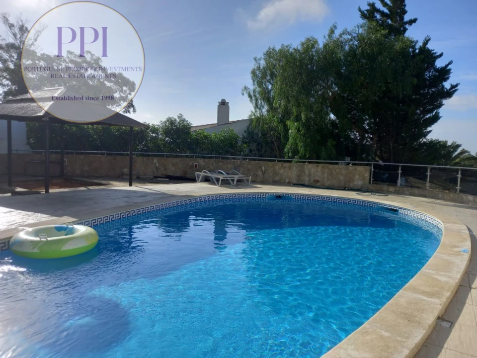 Moradia T4 para Venda em Budens Foto 33