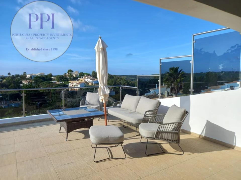 Moradia T4 para Venda em Budens Foto 2