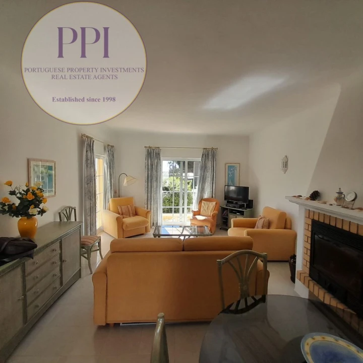 Moradia T2 para Venda em Budens Foto 8