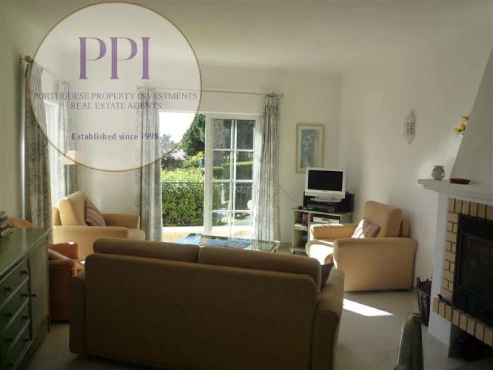 Moradia T2 para Venda em Budens Foto 5